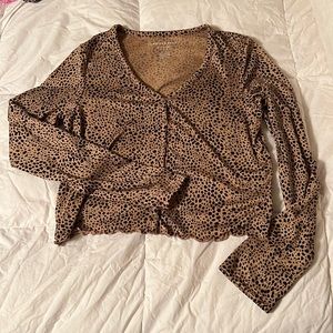 American Eagle Cheetah Cropped Long Sleeve